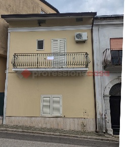 Foto Appartamento in Via San Paolo 25, Cervaro Centro di 55 m² con 4 locali
