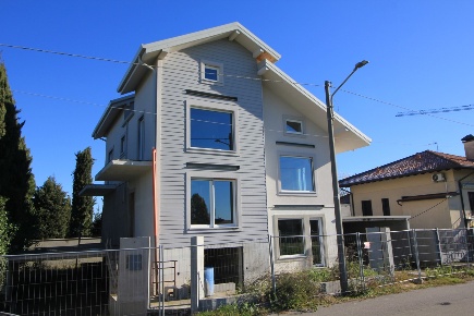 Foto Villa bifamiliare in Via Fornasone 11, San Vittore Olona di 145 m²