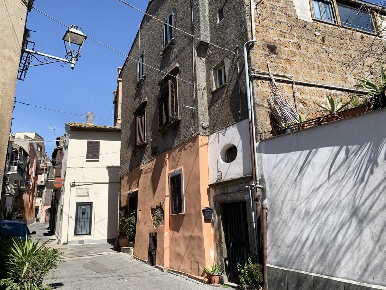 Foto Appartamento in Via Porta Porciana 18, Nepi in vendita