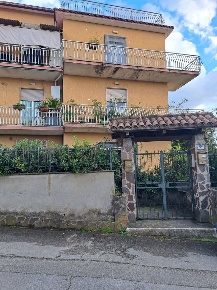 Foto Appartamento in Via Rodi snc, Cervaro Centro di 70 m² con 2 locali