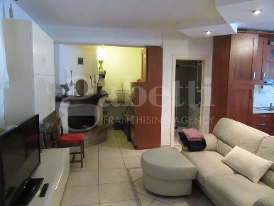 Foto Appartamento a Roccastrada Sticciano Scalo di 190 m² con 7 locali