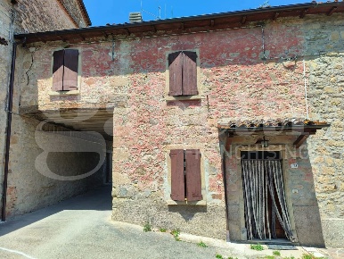 Foto Appartamento in LocalitÃ  Montecavalloro Serra A.ze Riola 173, Vergato