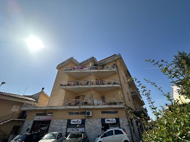 Foto Appartamento in Via Gramsci 5, Nepi in vendita