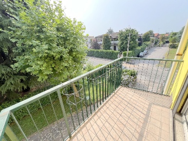 Foto Appartamento a Inveruno Centro di 85 m² con 3 locali in vendita