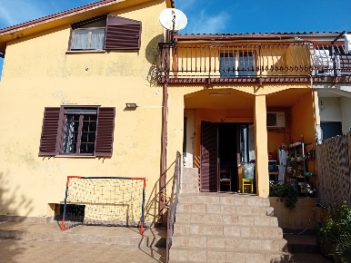 Foto Villa bifamiliare in Via degli Etruschi 39, Fabrica di Roma Regolelli