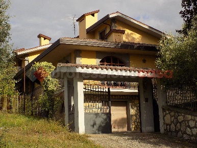 Foto Villa unifamiliare in Via Casavitola 34, Boville Ernica Casavitola