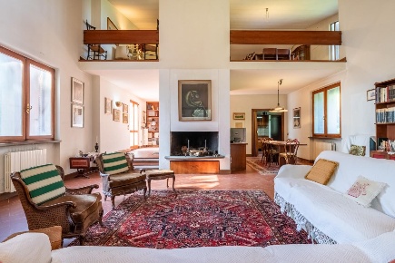 Foto Villa unifamiliare a Vicopisano di 210 m² con 6 locali in vendita