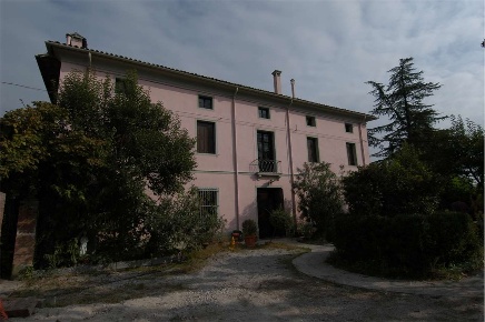Foto Villa unifamiliare a Casarsa della Delizia di 690 m² con 10 locali