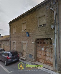 Foto Appartamento in Via Serra 9, Serramanna di 285 m² con 10 locali