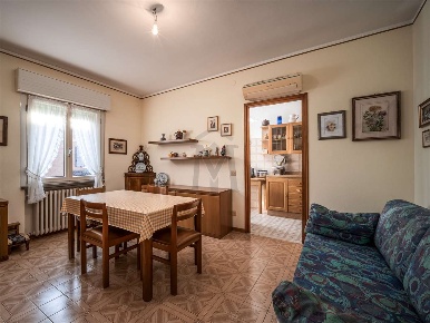 Foto Villa bifamiliare in FRATELLI GIAROLI  6, Albinea di 179 m² in vendita