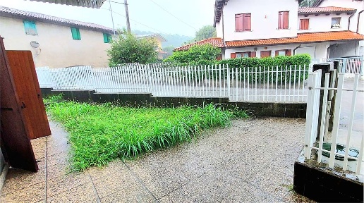 Foto Appartamento in Via Foscolo 23, Cormons di 58 m² con 2 locali