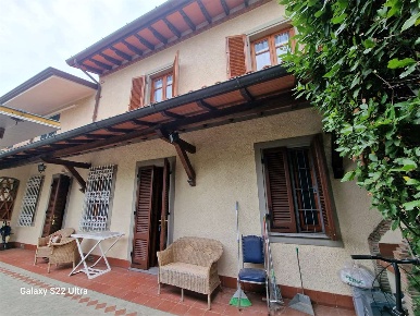 Foto Appartamento in Via Del Paradiso, Forte dei Marmi in vendita