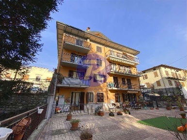 Foto Appartamento in VIA CAVOUR 31, Zogno di 166 m² con 6 locali in vendita