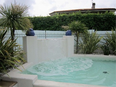 Foto Villa unifamiliare in Via B. Croce, Forte dei Marmi di 245 m²