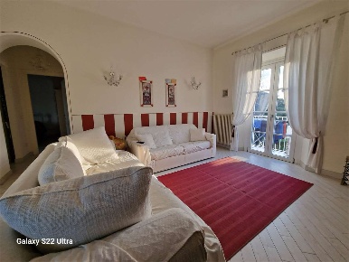 Foto Appartamento in Via Battisti, Forte dei Marmi Centro di 80 m²