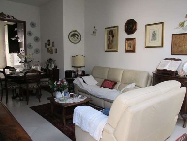 Foto Appartamento a Luni di 128 m² con 5 locali in vendita