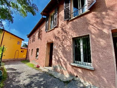 Foto Appartamento a Oggiono di 70 m² con 2 locali in vendita
