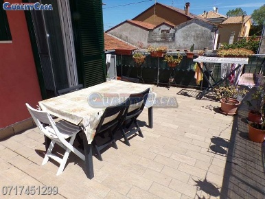 Foto Appartamento in Via Baldelli 16, Falconara Marittima di 88 m²