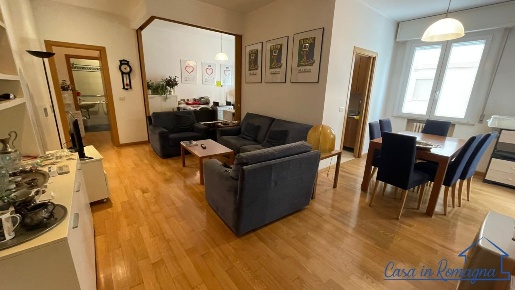 Foto Appartamento in Viale Flavio Gioia, Rimini Marina Centro di 104 m²