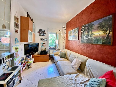 Foto Appartamento in Via Trento 4, Galbiate di 350 m² con 8 locali