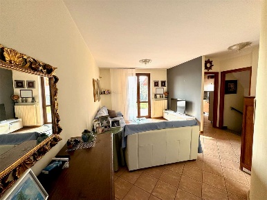 Foto Villa a schiera a Azzano San Paolo di 225 m² con 6 locali in vendita