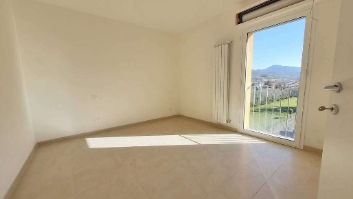 Foto Appartamento a Castelnuovo Magra di 85 m² con 4 locali in vendita