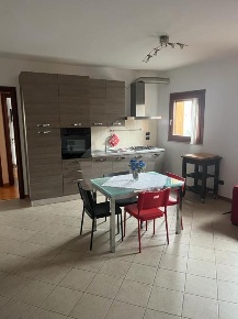 Foto Appartamento in piazza Bachelet, Castelnuovo Berardenga di 70 m²