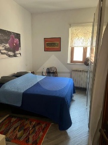 Foto Appartamento in via Enea Silvio Piccolomini, Siena di 65 m² in vendita