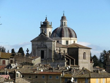 Foto Appartamento in piazza vittorio emanuele, Ronciglione di 150 m²