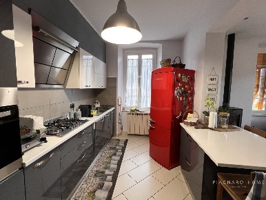 Foto Appartamento in Via dei mille, Pontremoli di 90 m² con 4 locali