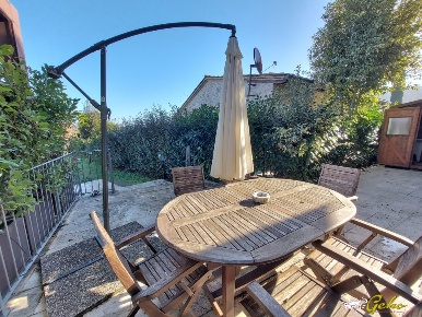 Foto Villa unifamiliare a San Gimignano di 100 m² con 5 locali in vendita