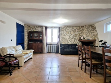Foto Villa unifamiliare in c.da astignano, Pianella di 180 m² con 12 locali