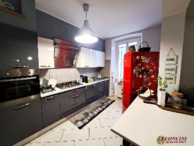 Foto Appartamento in Via Porta Fiorentina, Pontremoli di 90 m² con 3 locali