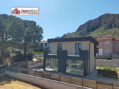 Foto Villa unifamiliare in Chiesazza Sperone, Altavilla Milicia di 165 m²