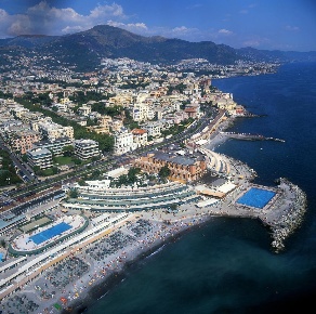 Foto Attico in Via San Giuseppe Cottolengo, Genova Quarto di 230 m²