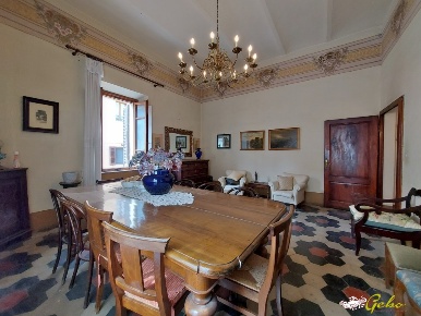 Foto Appartamento a San Gimignano di 210 m² con 10 locali in vendita