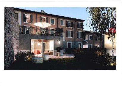 Foto Appartamento in Via Roma, Povegliano Veronese di 800 m² con 24 locali