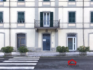 Foto Appartamento a Pontremoli di 160 m² con 6 locali in vendita