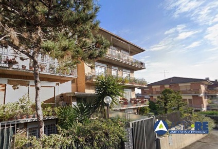 Foto Appartamento in Via Sisinnio 15 00178 Roma RM Italia, Roma di 142 m²