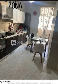 Foto Appartamento in Via Dante Alighieri, Bari di 74 m² con 3 locali