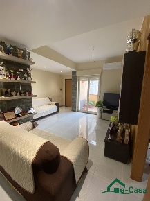 Foto Appartamento in VIA XXVI OTTOBRE, Torregrotta di 105 m² con 5 locali