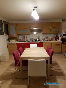 Foto Appartamento a Borgo Veneto di 135 m² con 5 locali in vendita