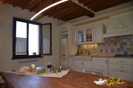 Foto Appartamento a San Gimignano di 71 m² con 4 locali in vendita