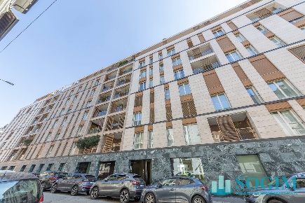 Foto Appartamento in Poma, Milano di 120 m² con 4 locali in affitto