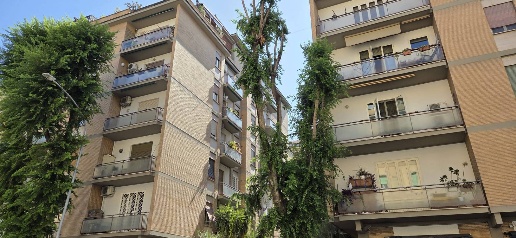 Foto Appartamento in Viale Dei Quattro Venti, Roma di 86 m² con 2 locali