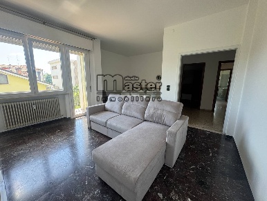 Foto Appartamento in Via Fonderia, Treviso di 90 m² con 4 locali in affitto