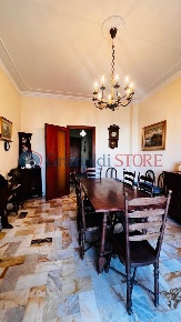 Foto Appartamento in Via G. Oberdan 90, Lecce di 121 m² con 3 locali