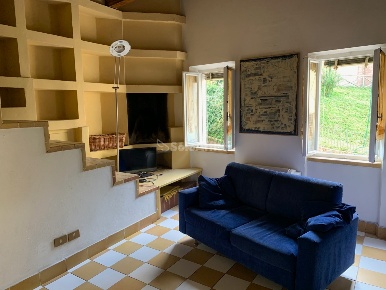 Foto Appartamento in Via Degli Orti, Siena di 40 m² con 2 locali in affitto