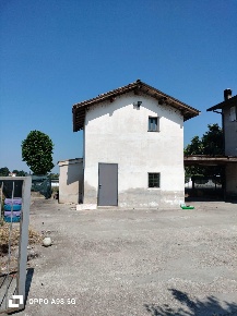 Foto Villa bifamiliare a Reggio nell'Emilia di 180 m² con 5 locali
