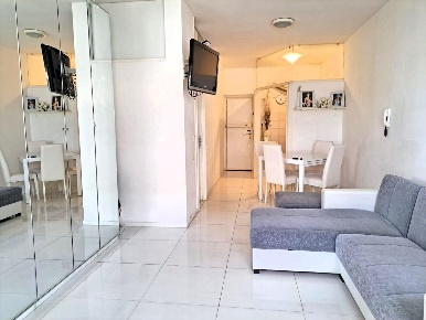 Foto Appartamento a Carrara di 30 m² con 1 locali in vendita